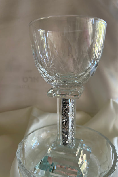 כוס קידוש רגל אבנים כסף