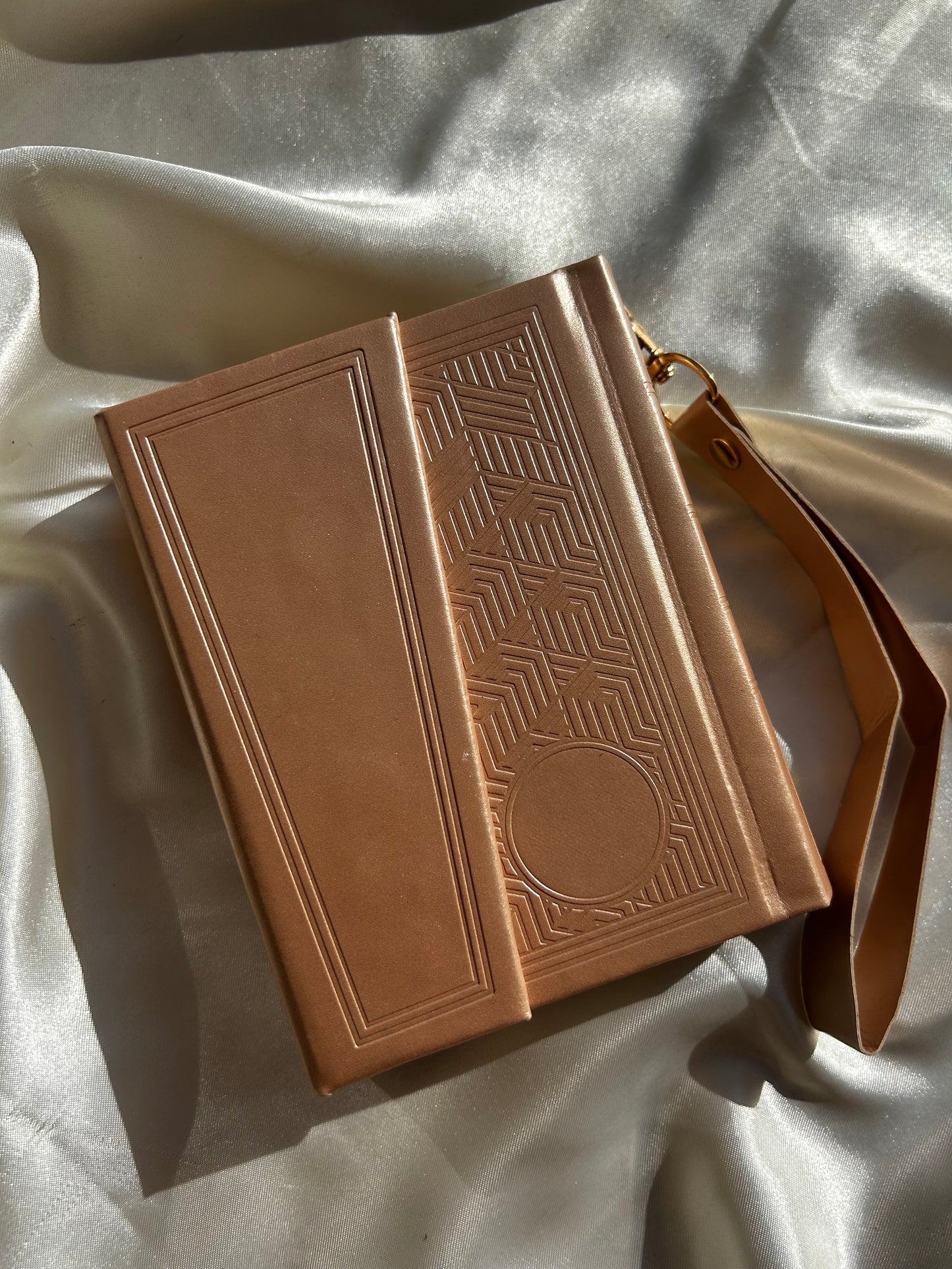 סידור כיס מגנט -צבע ניוד