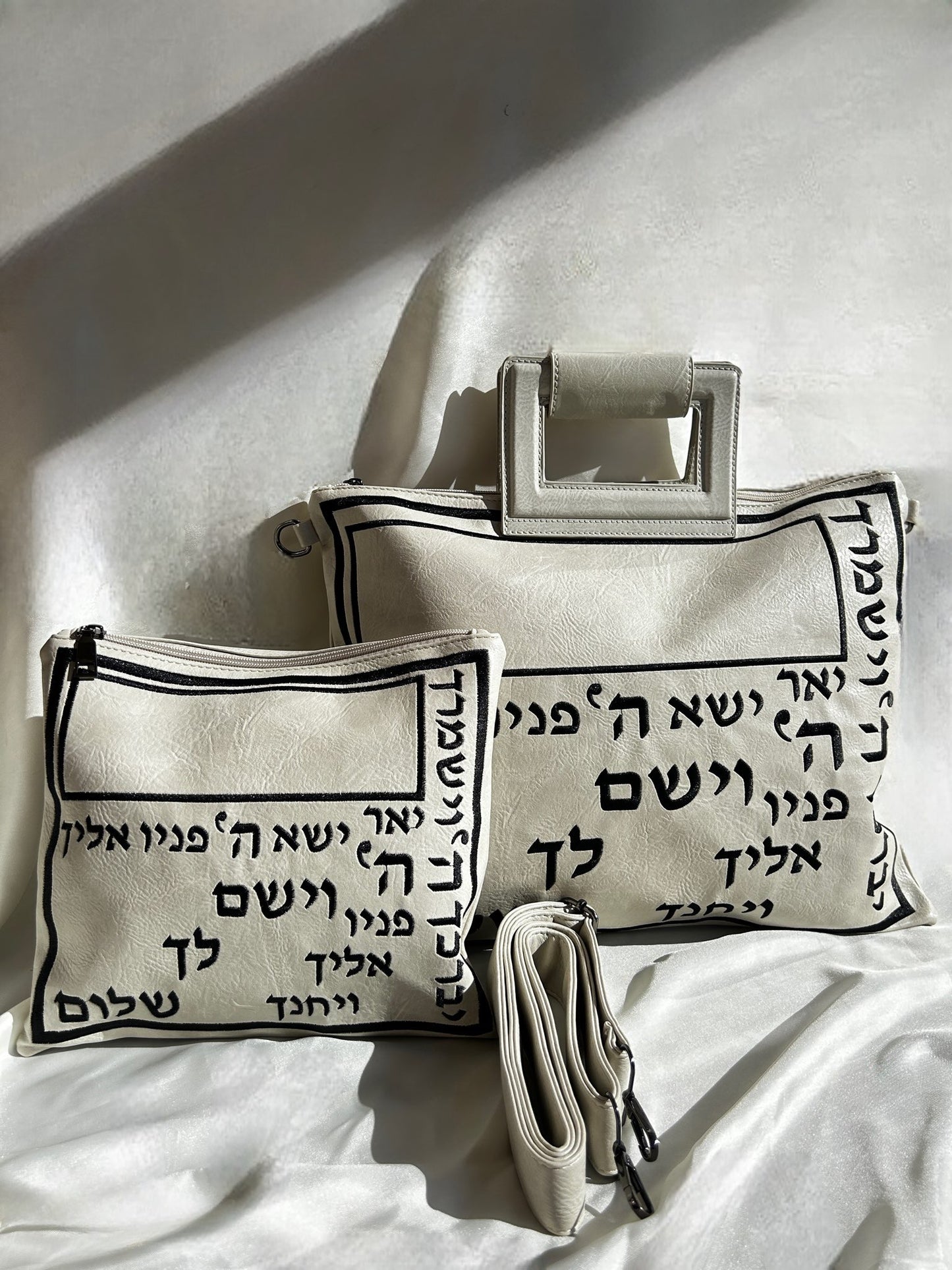 סט כיסויי טלית תפילין מהודר דגם ברכת הכהנים צבע אבן